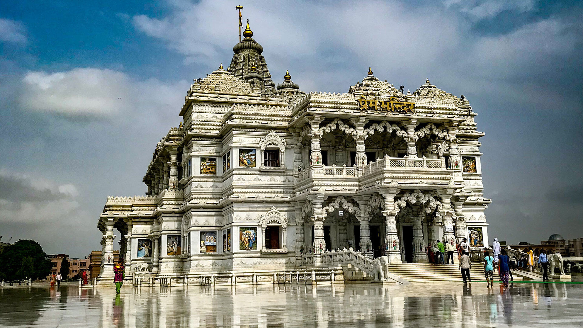 Prem Mandir Vrindavan - History, Timings, Built by | Adotrip