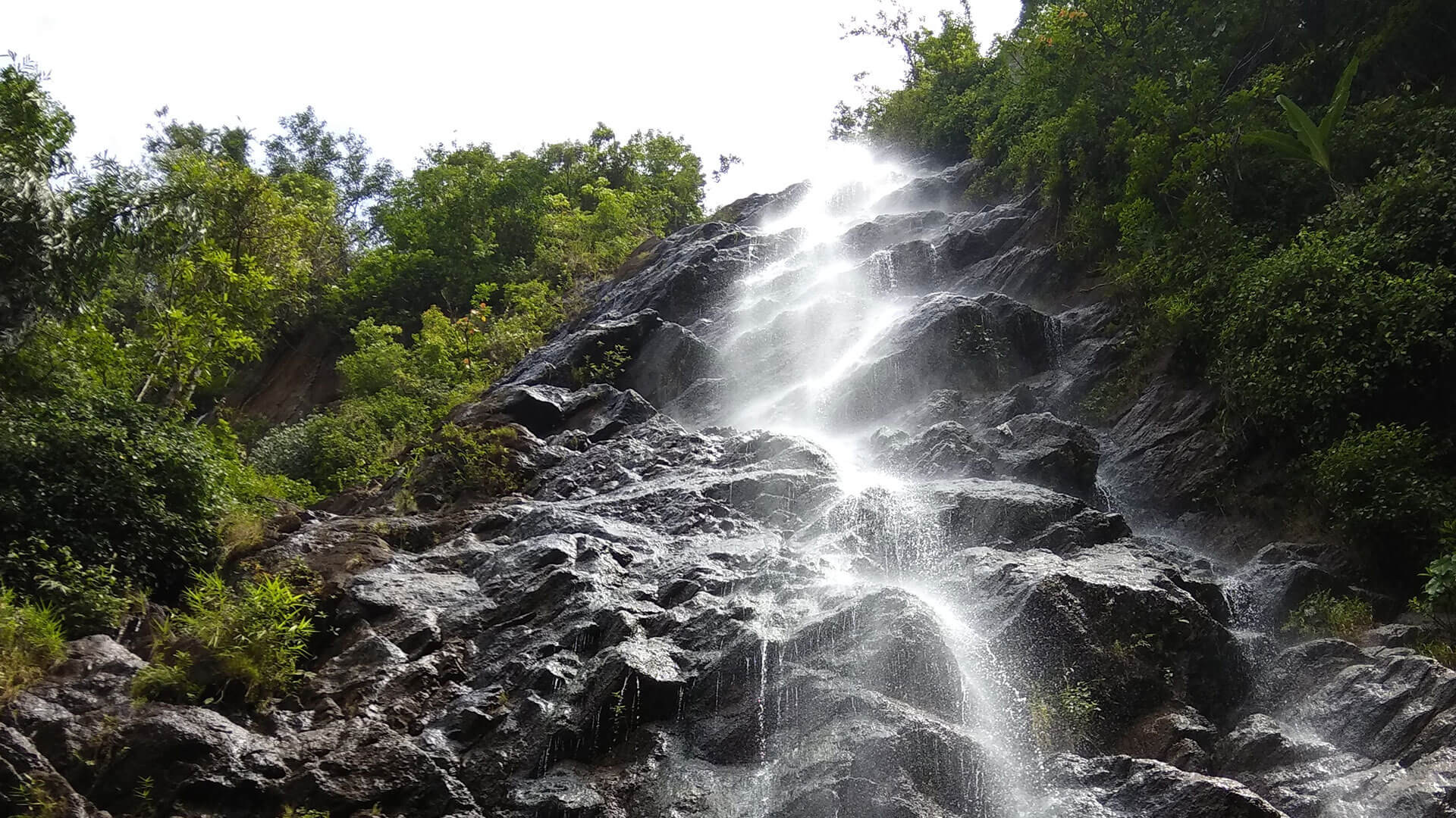 Katiki Waterfalls - Location, Photos, Timings, How to Reach | Adotrip