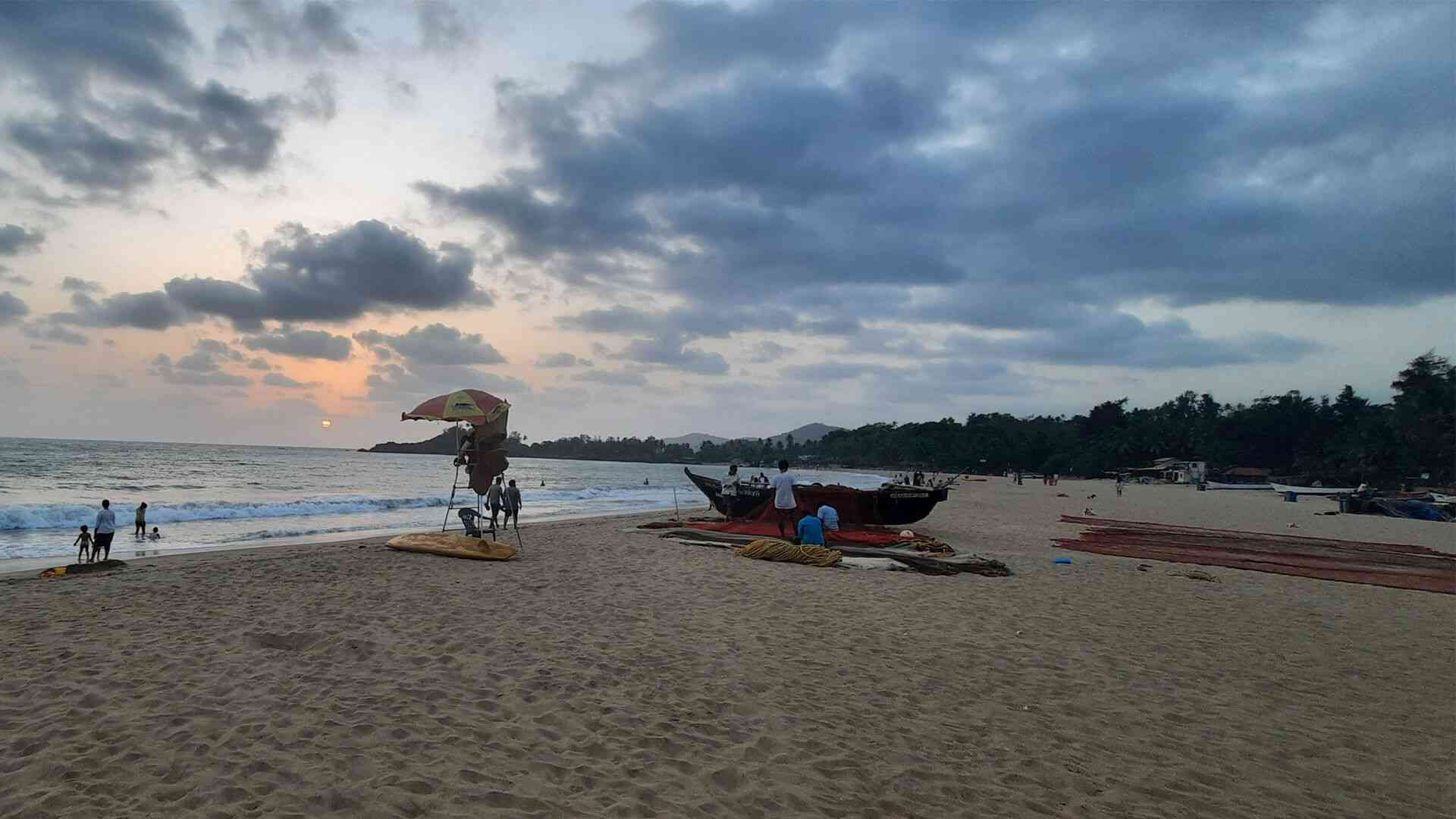 Palolem Beach - History, Location, Things To Do, Information | Adotrip