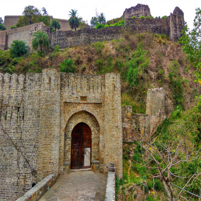 Kangra Fort- History, Timing, Architecture, Entry Fee, Major Attraction ...