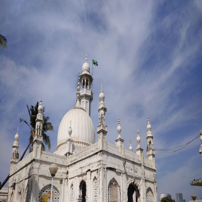 Haji Ali Dargah - History, Timings, Sightseeing, Location | Adotrip