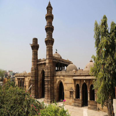 Jhulta Minar : History, Mystery and Architecture in Gujarat