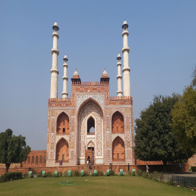 Akbar Tomb - History, Tickets, Architecture, Sightseeing, Location ...