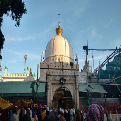 Ajmer Sharif Dargah - History, Story, Location, Bulit by | Adotrip