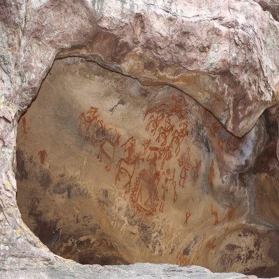 Bhimbetka Rock Shelters - History, Architecture, Timings, Sightseeing ...