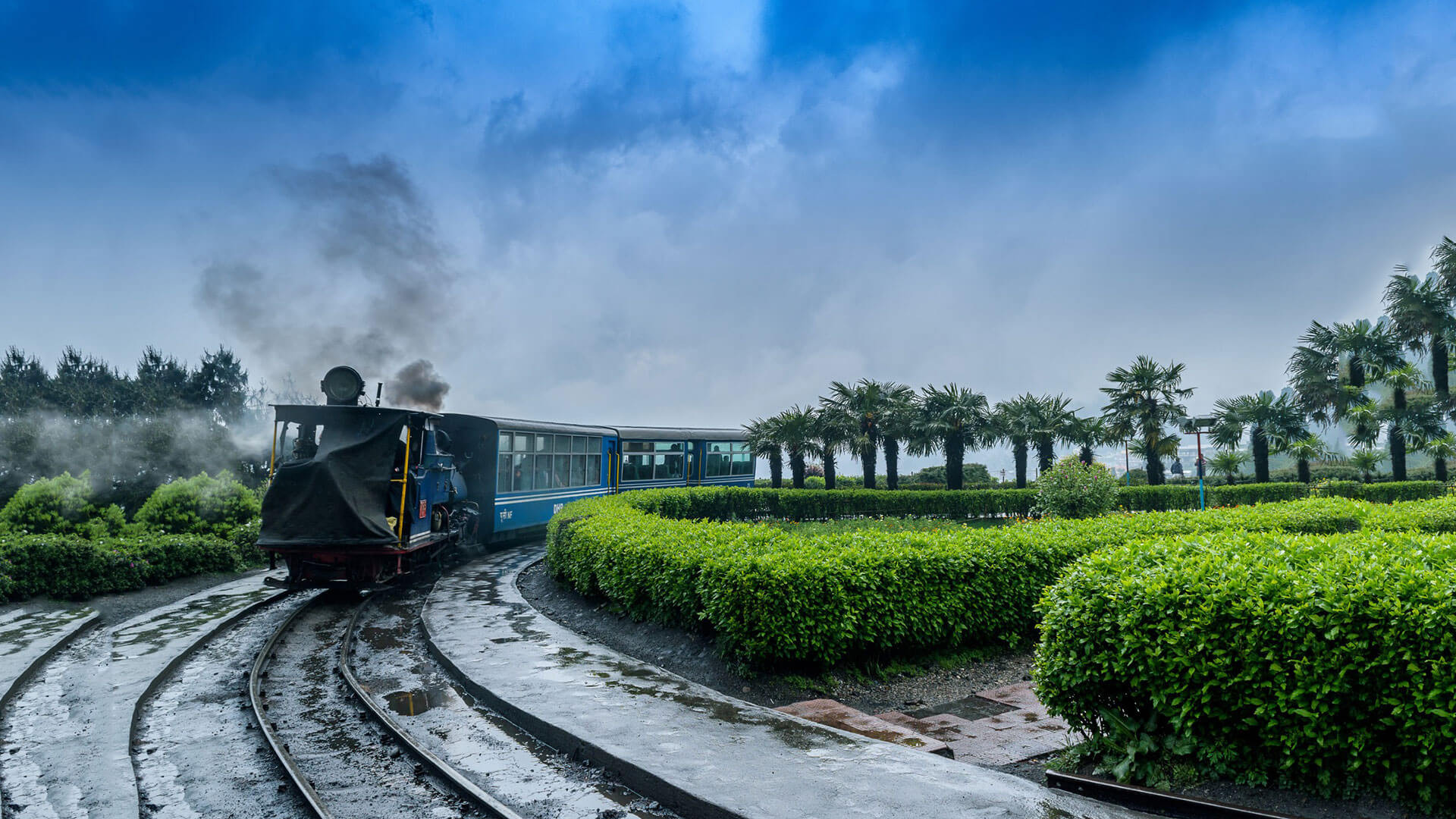 Darjeeling_Railway_Attractions