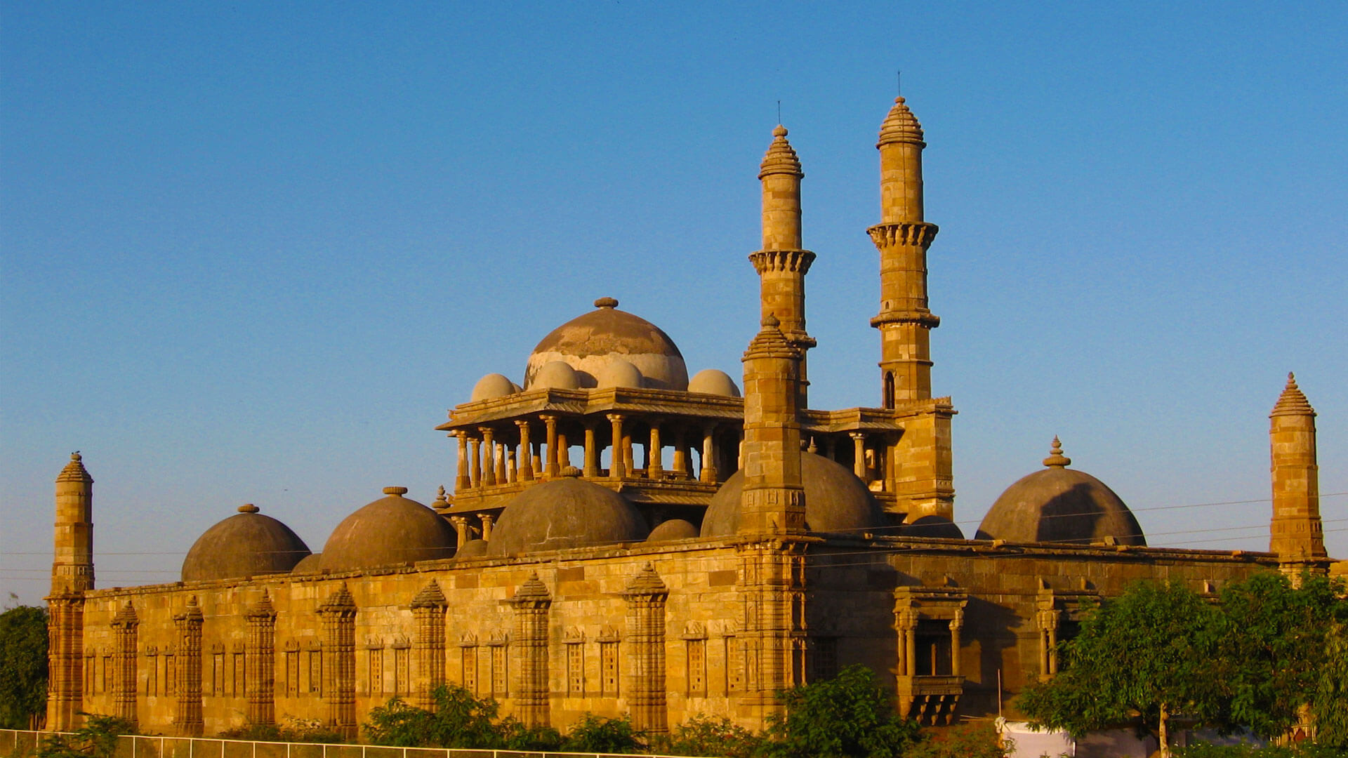 Champaner_Pavagadh_Archaeological_Park_Attractions