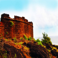 Chapora Fort | Famous Places to Visit in Goa | Adotrip