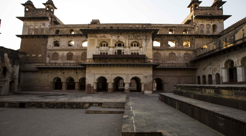 Raja Mahal: Majestic Royal Residence