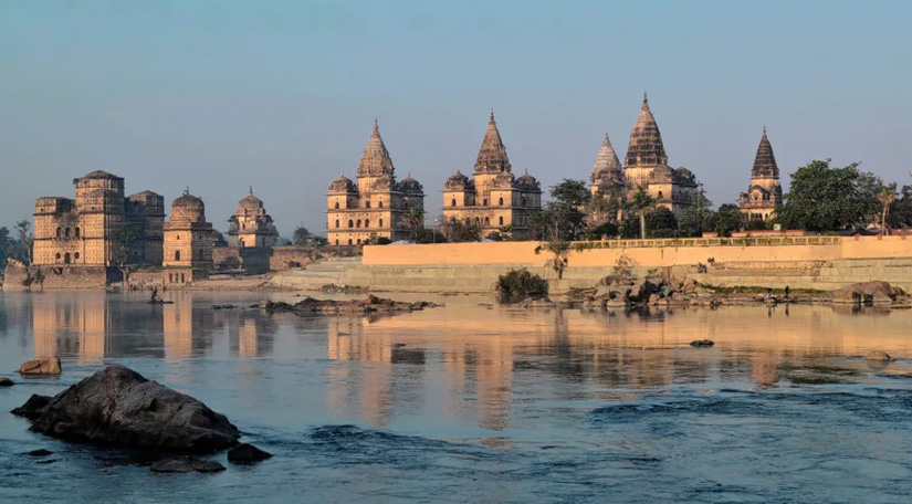 Betwa River Sunset: Calm Evening Views