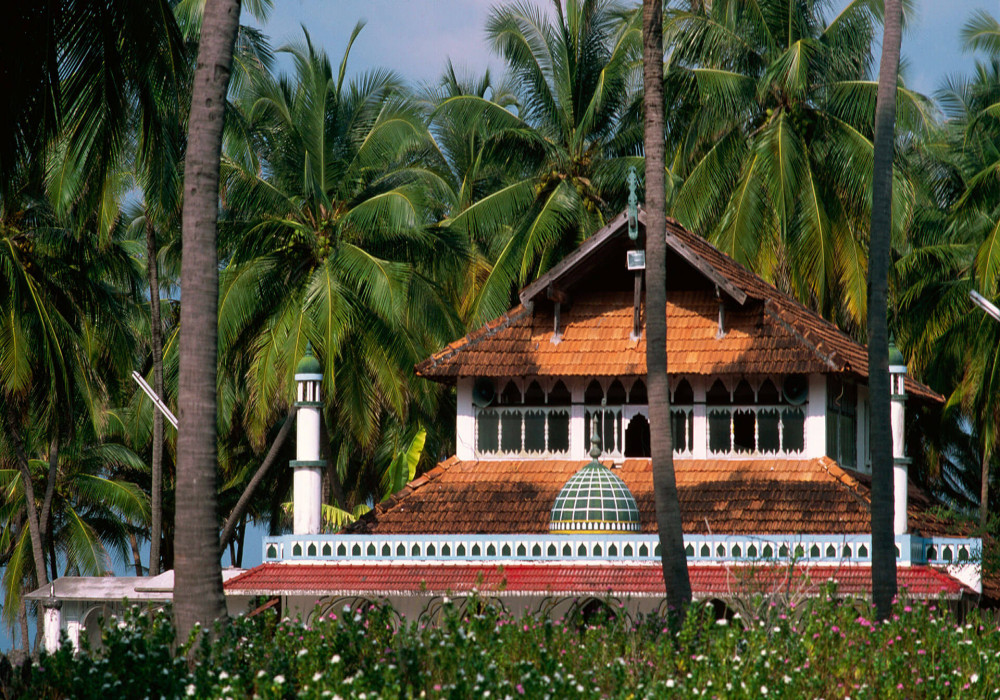 Kavaratti Island : History, Sightseeing, How To Reach & Best Time To ...