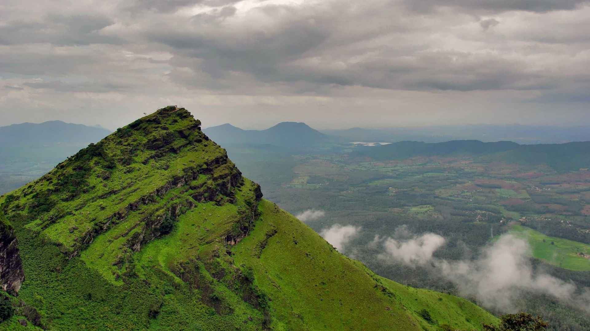 Chikkamagaluru : History, Sightseeing, How To Reach & Best Time To ...