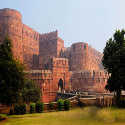 Agra Tourism | Famous Places to Visit in Agra | Adotrip