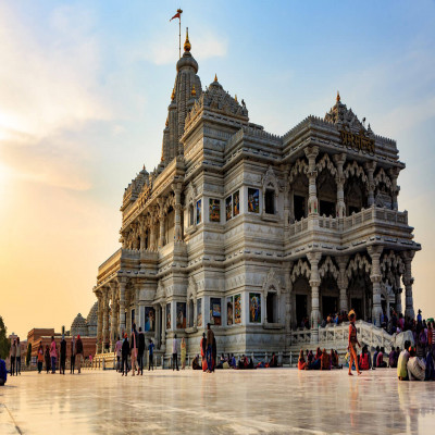 Vrindavan : History, Sightseeing, How To Reach & Best Time To Visit ...