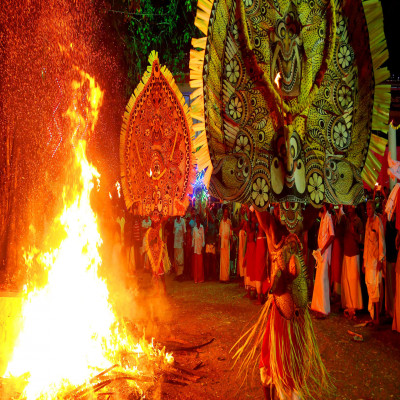 Kadammanitta Padayani | Kadammanitta Padayani Festival | Adotrip